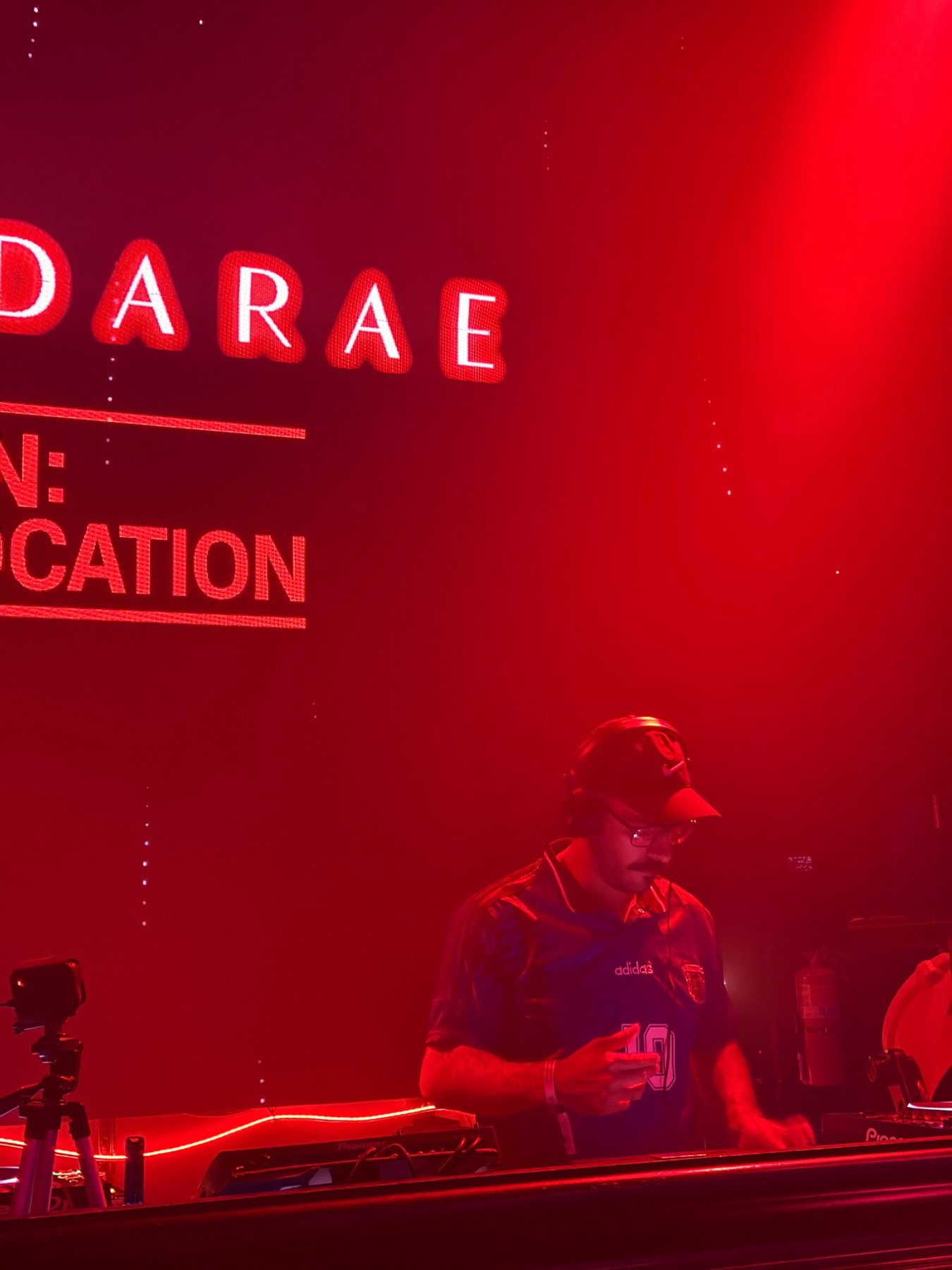 Madarae 2026 · Performance